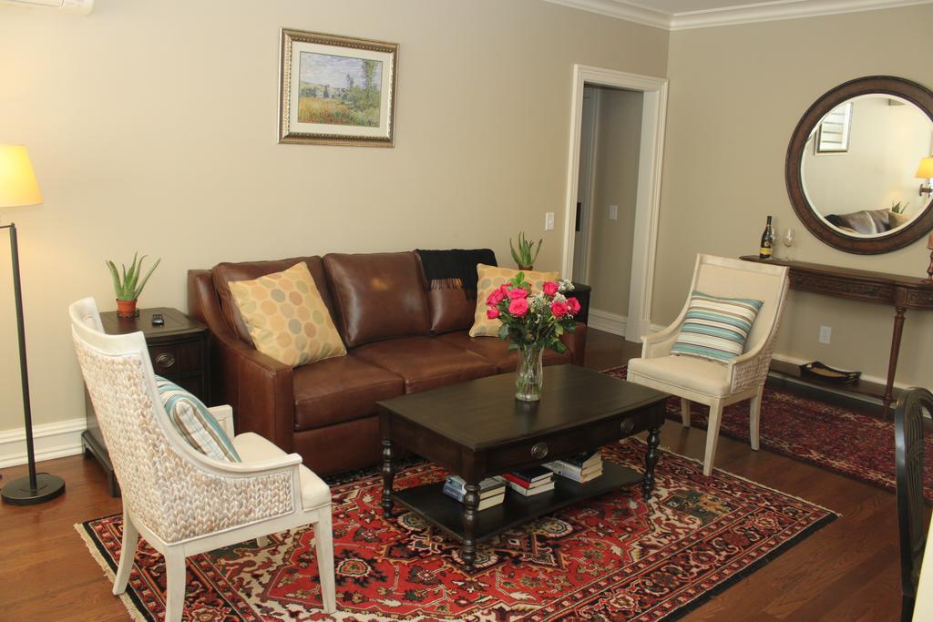 Guest House At Norwalk Inn Extérieur photo