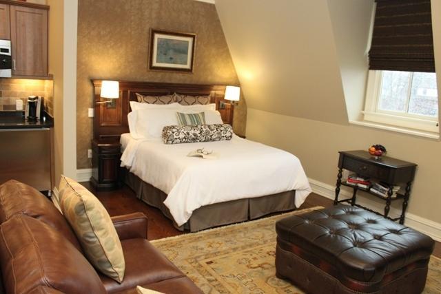 Guest House At Norwalk Inn Extérieur photo