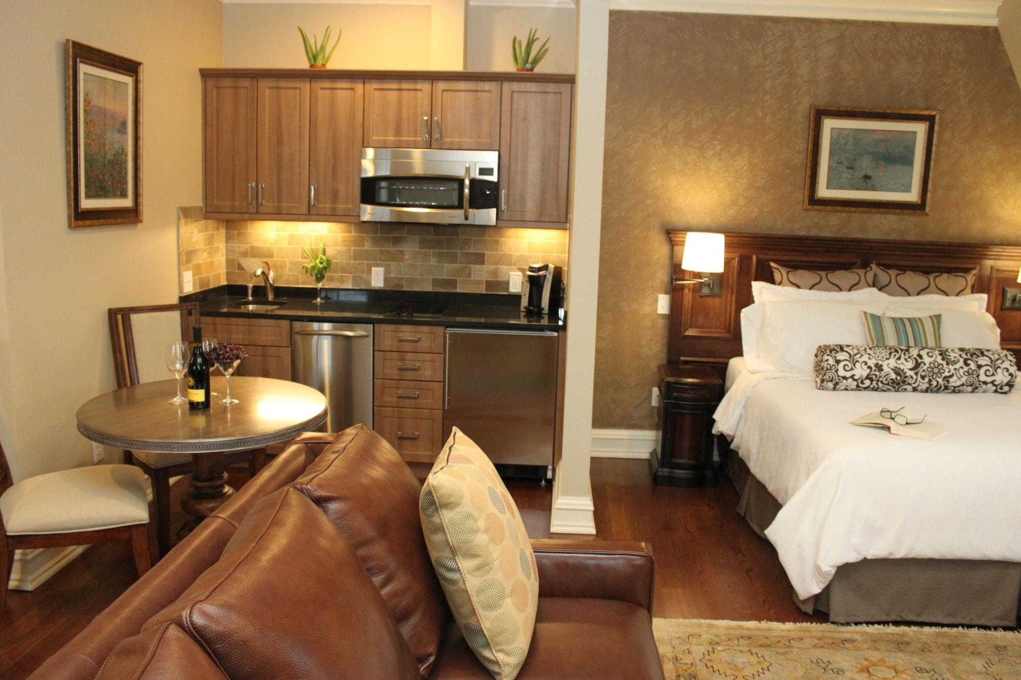 Guest House At Norwalk Inn Extérieur photo