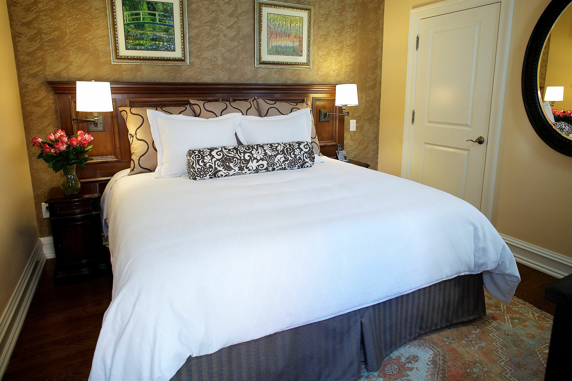 Guest House At Norwalk Inn Extérieur photo